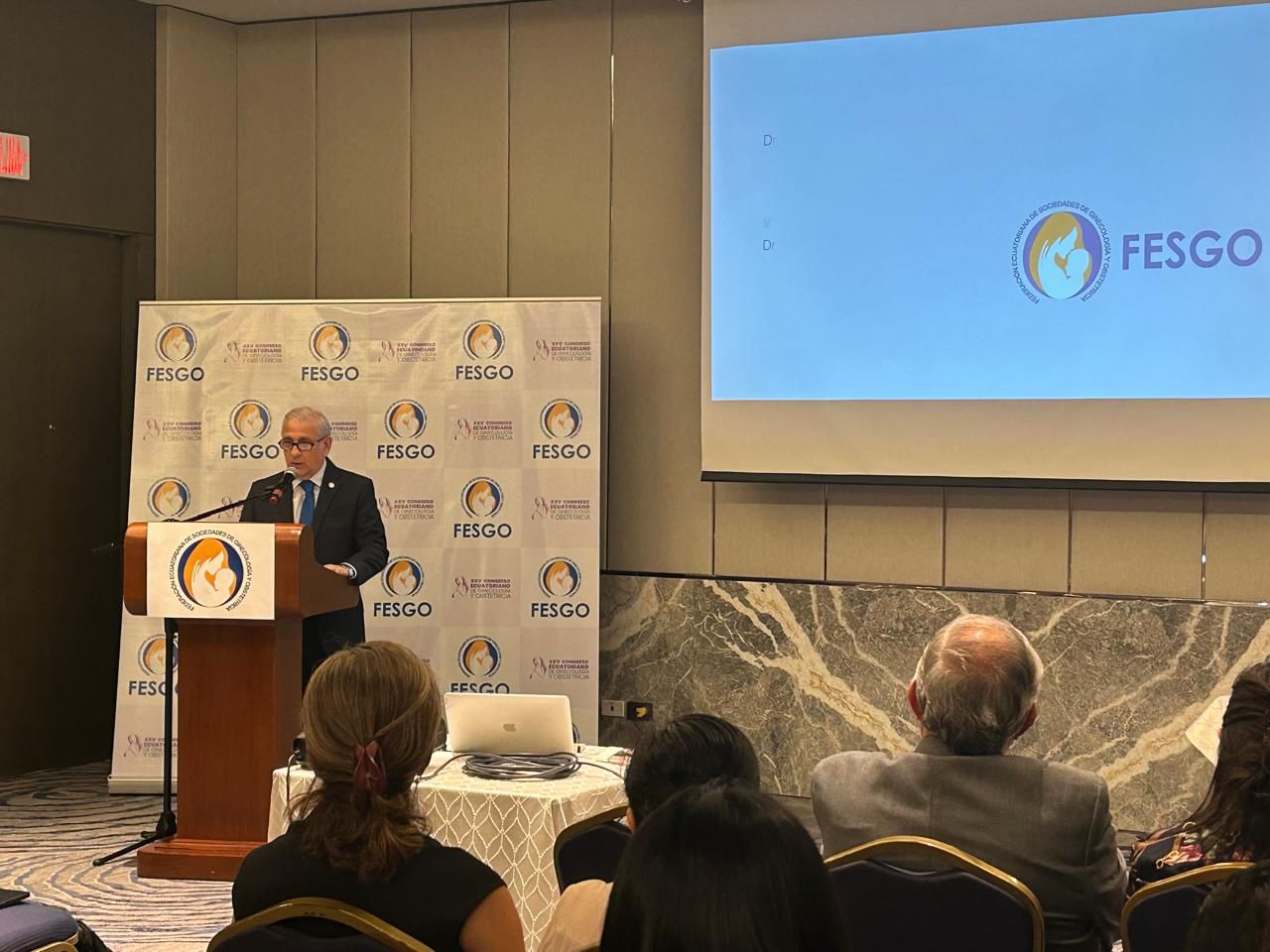 6c8eba7c-a269-49d5-aa21-cc4126ecf935